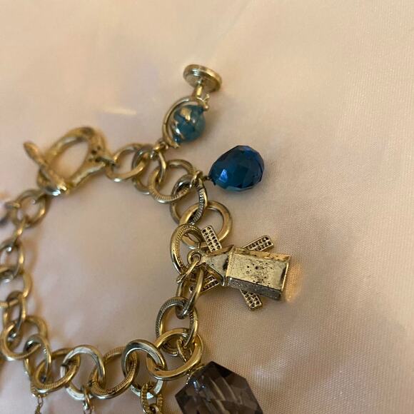 Vintage Travel Charm bracelet with assorted charms jewelry - Picture 8 of 8